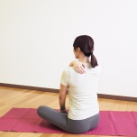 肩甲骨のきわ・マッサージ