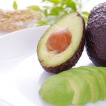 カットしたアボカド