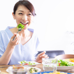 「毎日やってたわ…」お腹の張り・ガスが増えるNG習慣とは｜管理栄養士が解説