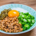 オクラと納豆