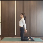 巻き肩ストレッチ