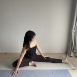 内転筋ストレッチ