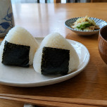 朝の「おにぎり」にプラスしたい。血糖値の急上昇をゆるやかにする具材5選