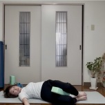 骨盤の歪み整えストレッチ