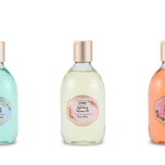 ハイドレイティング シャワーオイル デリケート・ジャスミン、グリーン・ローズ、ローズティー 各300ml ¥3,740(税込)/すべてSABON 問い合わせ先:SABON Japan 0120-380