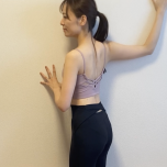 胸の前ストレッチ
