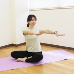 背骨ストレッチ