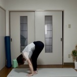 立位前屈のポーズ