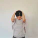首ストレッチ